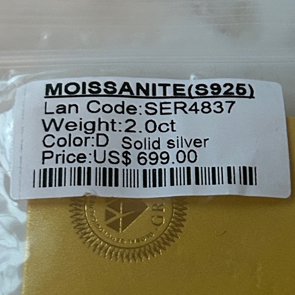 Luxury Moissanite Diamond 2.0 CT‎ halo screwback earrings retail $699 - Picture 5 of 7